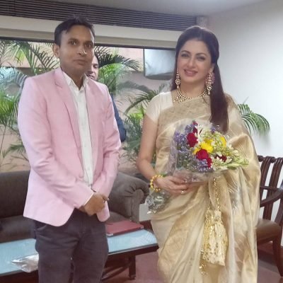 Meeting with Bollywood Actress Bhagyashree Ji
